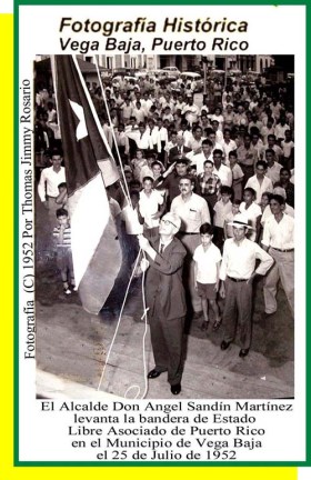 ASM41 Angel Sandín Martínez Alcalde Iza Bandera de Puerto Rico 1952